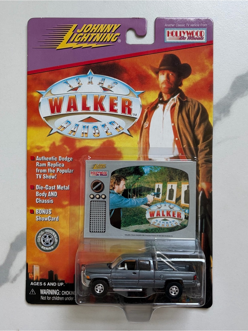 Vintage 1999 Walker Texas Ranger Chuck Norris Die Cast Car Johnny Lightning 1:64
